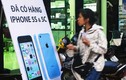 Bloomberg: Người Việt bị Apple phù phép... mê muội mua iPhone, iPad