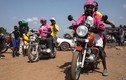 Nữ lái xe ôm tại  Liberia chống cướp như thế nào?