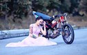 Nữ biker Việt “xăm trổ” cá tính cùng Yamaha Exciter 135 độ 