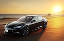 Xem siêu xe điện Tesla Model S trổ tài lội nước