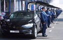 “Phát thèm” với dàn ôtô Tesla tiền tỷ được làm taxi