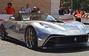 "Soi" siêu xe Ferrari F12 TRS dát bạc hơn giá 3 triệu USD 