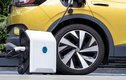 ZipCharge Go - Bộ sạc xe ôtô điện di động nhỏ như vali kéo