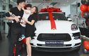 Porsche 911 gần 7 tỷ đồng "về nhà" Trang Lou và Tùng Sơn