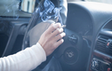 Hút thuốc trong xe ôtô có thể sẽ bị phạt tới 75 triệu đồng