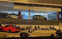Hàng trăm khách Thái xuyên đêm chờ mua BYD Atto 3 của Trung Quốc