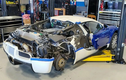 Bugatti Veyron sửa bugi và dây đánh lửa đắt ngang Toyota Vios mới