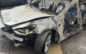 Xe điện Tesla bị tố gặp trục trặc khiến tài xế chết cháy trong xe