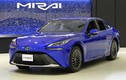 Toyota Mirai 2024 chạy điện hydro từ 1,26 tỷ đồng có gì mới?