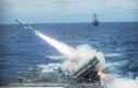 Hải quân Mỹ bắn mưa đạn pháo, tên lửa trên biển