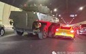 Pháo tự hành PTL-02 Trung Quốc húc siêu xe Porsche