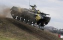 Hỏng dù, xe thiết giáp BMD-2 Nga rơi tự do