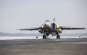 Mục kích máy bay ném bom Su-24M rời Syria về Nga