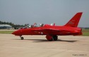 Mãn nhãn máy bay cánh ngược đỏ rực của Nga