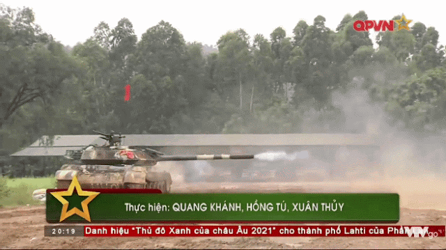 Vui sướng chiêm ngưỡng "nội thất" xe tăng T-54M của Việt Nam