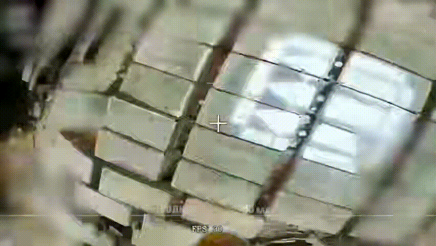 UAV Nga thiêu sạch đoàn xe tăng Ukraine, lộ diện ký hiệu lạ