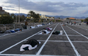 Cảnh "màn trời chiếu đất" của người vô gia cư ở Las Vegas mùa COVID-19