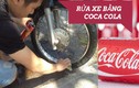 Mách nước "chiêu" rửa xe máy bằng Coca Cola siêu sạch