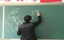 Video: Thầy giáo vẽ bản đồ địa lý bằng phấn viết bảng đẳng cấp