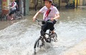 Cơn mưa lớn giúp người Hà Nội giải nhiệt