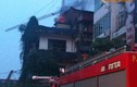 Hà Nội: Cháy nhà 3 tầng, cả phố náo loạn