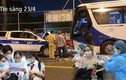 Tin sáng 23/4: Ô tô cảnh sát tông xe khách ở quận Phú Nhuận