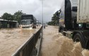 Thừa Thiên- Huế: Mưa lũ khiến 1 người mất tích, QL 1A bị ngập sâu