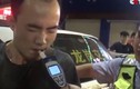 Phì cười clip tài xế say rượu cố nín thở để “lừa gạt” cảnh sát