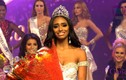 Tân Hoa hậu Liên lục địa 2016 bật khóc khi đăng quang