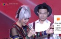 Chàng trai hát giọng nữ siêu ngọt gây “náo loạn” The Voice 2017