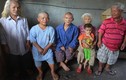 Kỳ lạ gia đình lùn nhất Việt Nam 4 đời không thoát "lời nguyền"