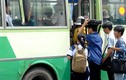Sốt ruột tình trạng trẻ em gái bị quấy rối tình dục trên xe buýt