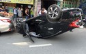 Giải cứu 2 người trong ôtô “diễn xiếc” trên phố giờ cao điểm