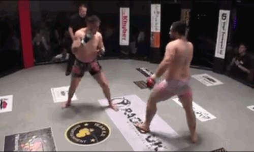 Video: “Dị nhân” cụt tay MMA gây sốc khi hạ đối thủ chỉ 11 giây