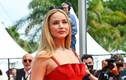 “Nữ hoàng vồ ếch” Jennifer Lawrence đi dép tông trên thảm đỏ Cannes 2023