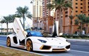 Mê mẩn Lamborghini Aventador Roadster độ vàng thật sang chảnh