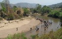 Hai học sinh mất tích khi ra sông Lam giải nhiệt 