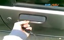 Khó tin mở cửa ô tô không cần chìa khóa