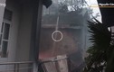 Video: Cháy lớn ở TP.HCM - 'Tôi chỉ kịp ôm ít đồ khi lửa bùng lên'