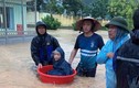 Cảnh báo mùa mưa lũ: Học sinh Quảng Ninh dùng chậu để chạy lũ