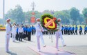 Đoàn Thanh niên Liên hiệp Hội Việt Nam viếng lăng Bác