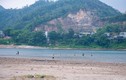 Sông Đà cạn nước, cuộc sống của người dân xóm phao đảo lộn