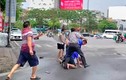 Khởi tố 2 đối tượng hành hung phóng viên Đài PTTH Hà Nội