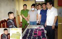 Hà Nam: Bắt kẻ vận chuyển heroin và hơn 10.000 viên ma túy