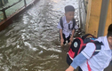 Mưa lũ tại Hà Tĩnh, nước ngập, tường sập, một nữ sinh bị thương