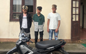 Lạng Sơn: Bắt 3 nam thanh niên trộm xe máy chưa rút chìa khóa
