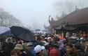 Hàng chục vạn du khách đội mưa về khai hội Yên Tử 