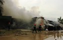 Lính cứu hỏa dồn sức diệt giặc lửa vây xưởng 3.000m2