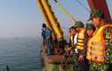 Đâm sà lan, tàu du lịch chở 31 khách chìm ở Quảng Ninh