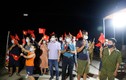 Hải Dương: Gần 1000 người dân thôn Tuyển Cử vỡ òa khi dỡ bỏ lệnh cách ly